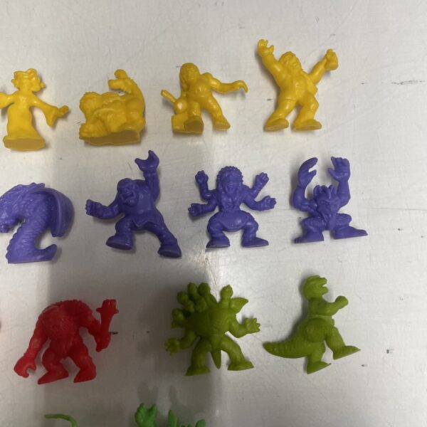 Matchbox LOTTO 28 Monster In My Pocket - MIMP Serie 1 - Normal - Fluo - immagine 4