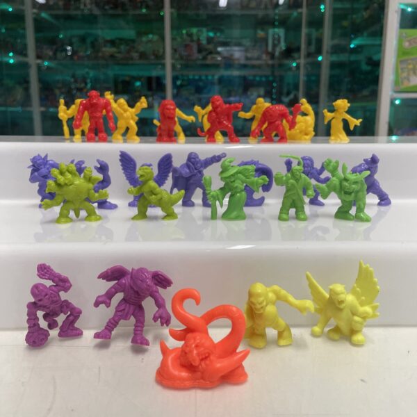 Matchbox LOTTO 28 Monster In My Pocket - MIMP Serie 1 - Normal - Fluo - immagine 7