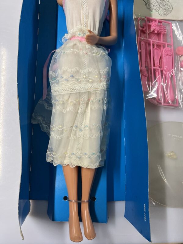 Mattel Barbie Vintage - Barbie Supersize Super Hair Capelli Magici 1976 - immagine 11
