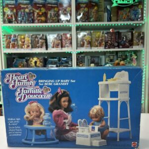 Mattel Famiglia Cuore Heart Family BRINGING UP BABY SET Nuovo misb