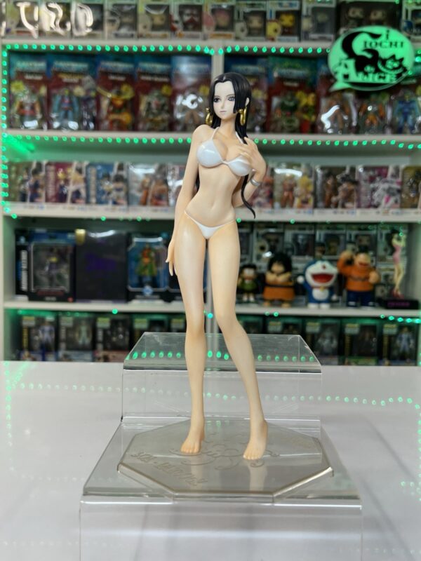 Megahouse  One Piece 1/8 scale pre painted figure Boa Hancock White Version. - immagine 5