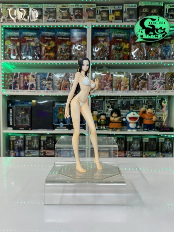 Megahouse  One Piece 1/8 scale pre painted figure Boa Hancock White Version.