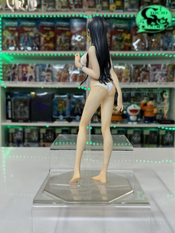 Megahouse  One Piece 1/8 scale pre painted figure Boa Hancock White Version. - immagine 8