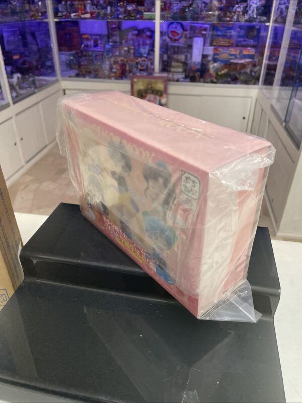 Megahouse Sailor Moon 20TH Petit Chara Series School Life Deluxe Pink Box Set - immagine 3