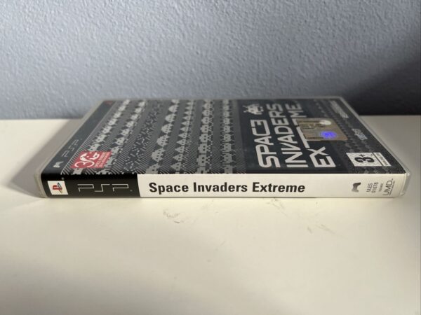 SONY PSP - videogame - Space Invaders Extreme - immagine 3