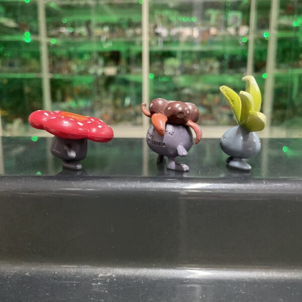 TOMY ODDISH & GLOOM & VILEPLUME Pokemon card figures originali - immagine 5