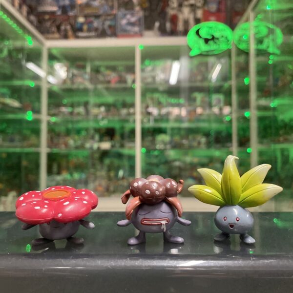 TOMY ODDISH & GLOOM & VILEPLUME Pokemon card figures originali