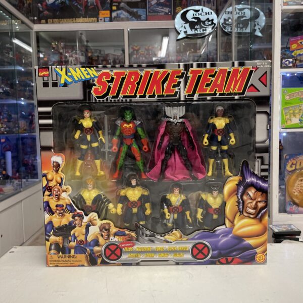 TOY BIZ Marvel Comics  X-Men - STRIKE TEAM - 8 figure box  NUOVO