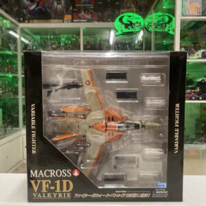 Yamato  Macross Robotech 1/60 VF-1D Valkyrie Fighter