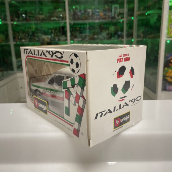 BURAGO - Italia 90 - FIAT Uno scala 1/24 Cod. 0109 It - immagine 3