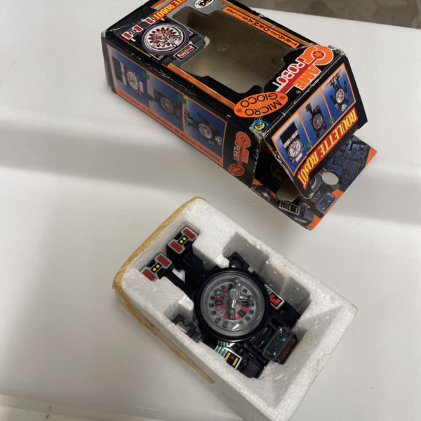 DIACLONE Transformers - Roulette Robot - Game Robot  Hasbro Takara GIG - immagine 6