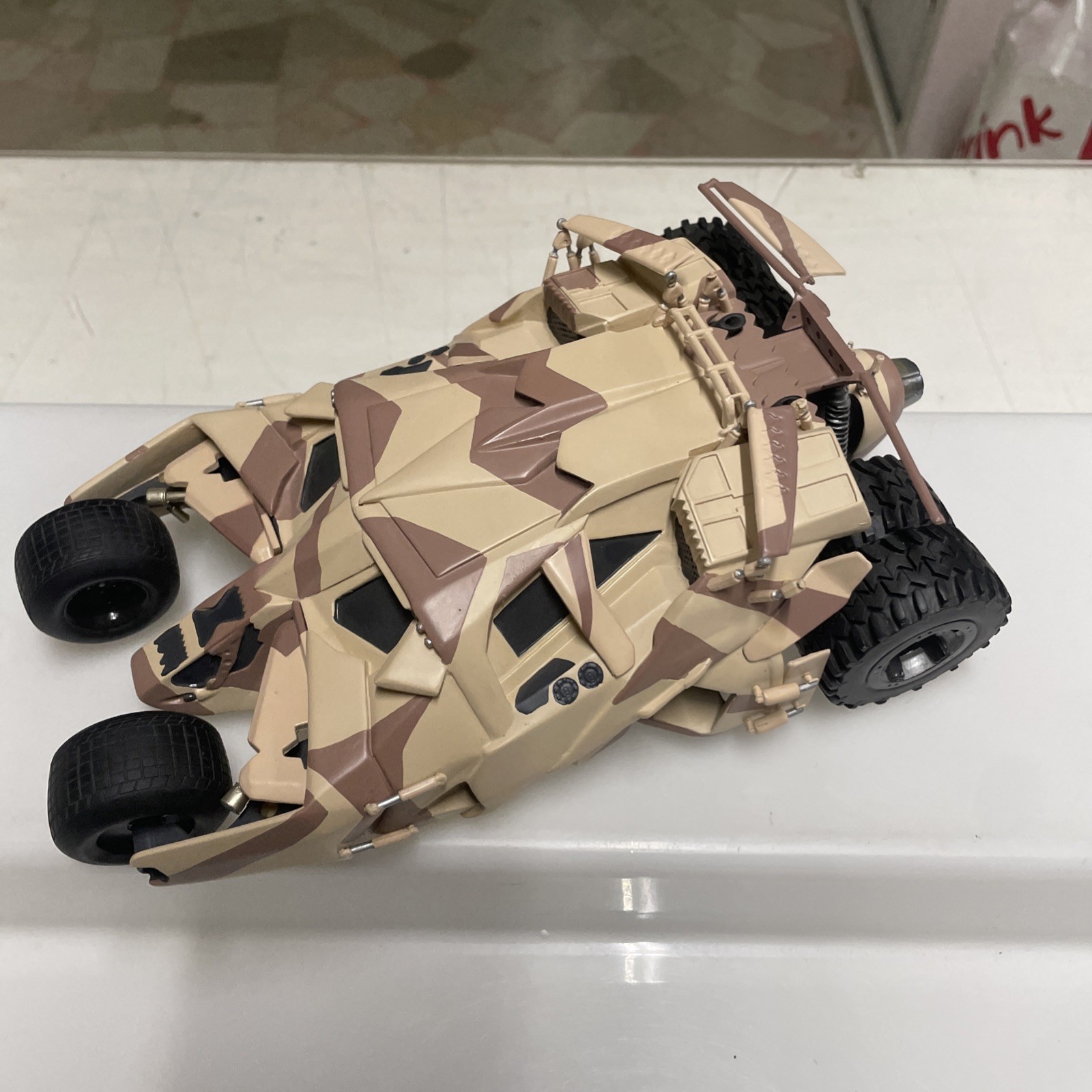 Dc Direct - Batman Begins - Camouflage Batmobile Replica - usata - immagine 8