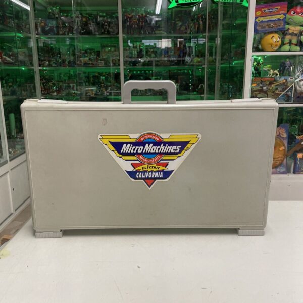 GALOOB Micro Machines ELECTRIC Super Pista CALIFORNIA in valigetta SLOT CAR - immagine 6
