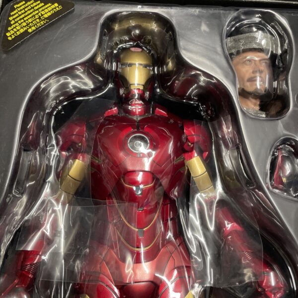 Hot Toys MMS160 - Marvel Iron Man 2 SUIT-UP GANTRY With MARK IV Set - 1/6 - immagine 8