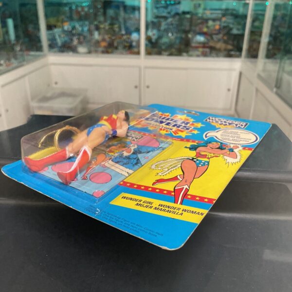 Kenner WONDER WOMAN SUPER POWERS COLLECTION 1984 ACTION GADGET - immagine 4