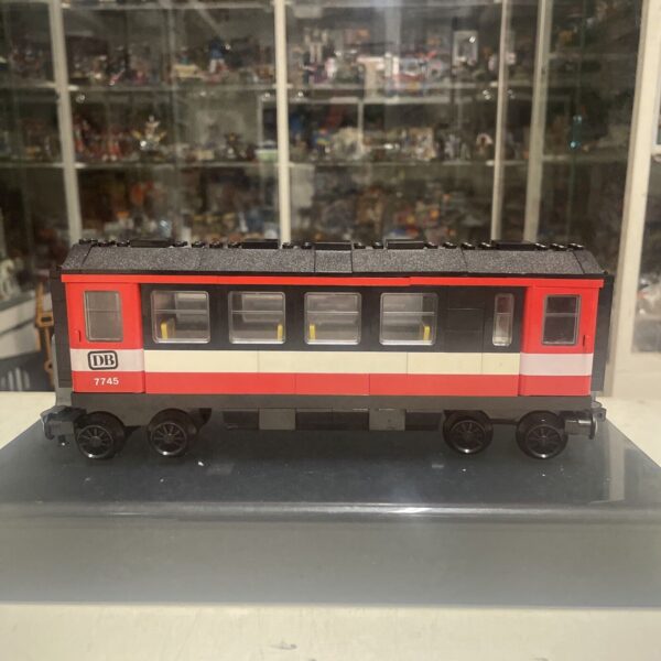 LEGO 7745 High Speed City Express Red Train - immagine 11