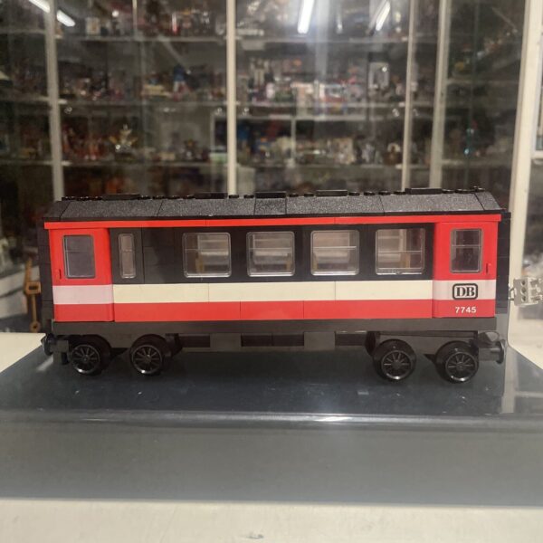 LEGO 7745 High Speed City Express Red Train - immagine 10