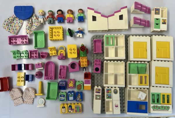 Lego Duplo - Set 7294  Set Vintage Playhouse - immagine 8