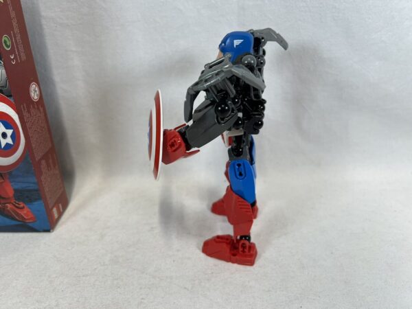 Lego Serie Marvel Super Heroes Set 4597 - Captain America - immagine 12
