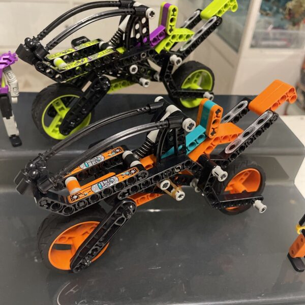 Lego Technic Duel Bikes 8305 Completo Ottimo - immagine 5