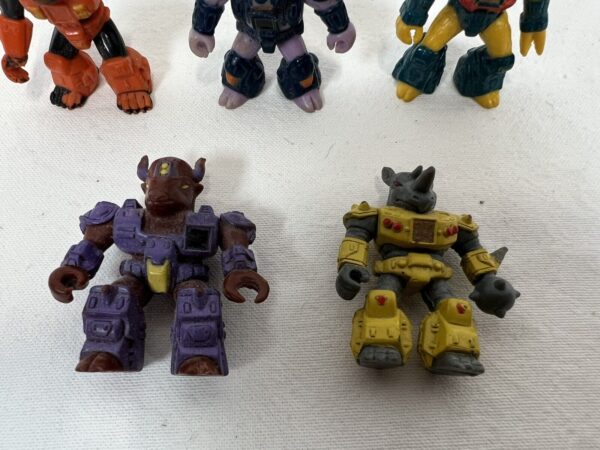 Lotto LASER/BATTLE BEASTS HASBRO TAKARA Navicella + 5 Personaggi - immagine 7