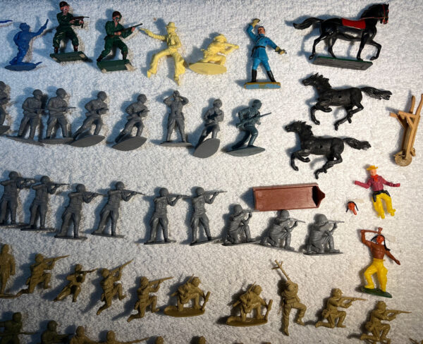 Lotto misto 110 soldatini airfix ed altro vintage - immagine 8
