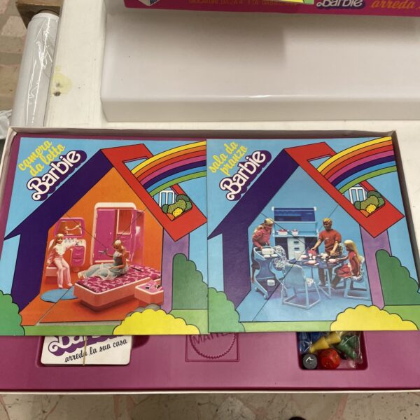 MATTEL Giochi - BARBIE - Arreda la sua Casa Scatola Societa' - immagine 7