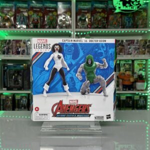 Marvel Legends Comics Ver. - Serie Avengers - Captain Marvel Vs Doctor Doom