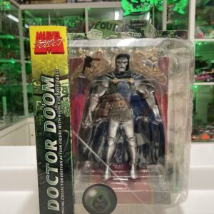 Marvel Select - Doctor Doom- Action Figure -Nuova