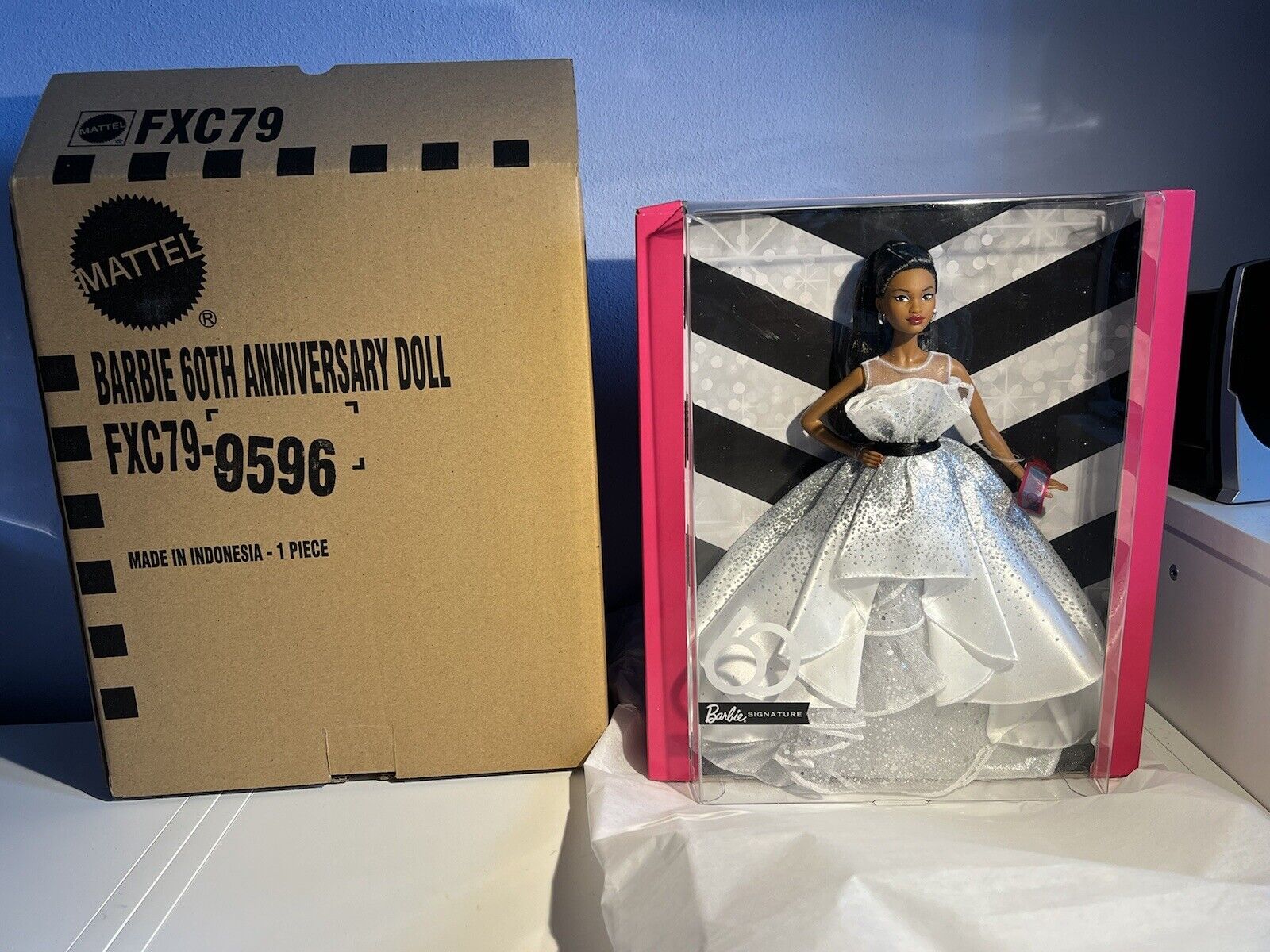 Mattel-Barbie-Barbie-60th-Anniversary-Doll-FXC79-New-134294906576-3