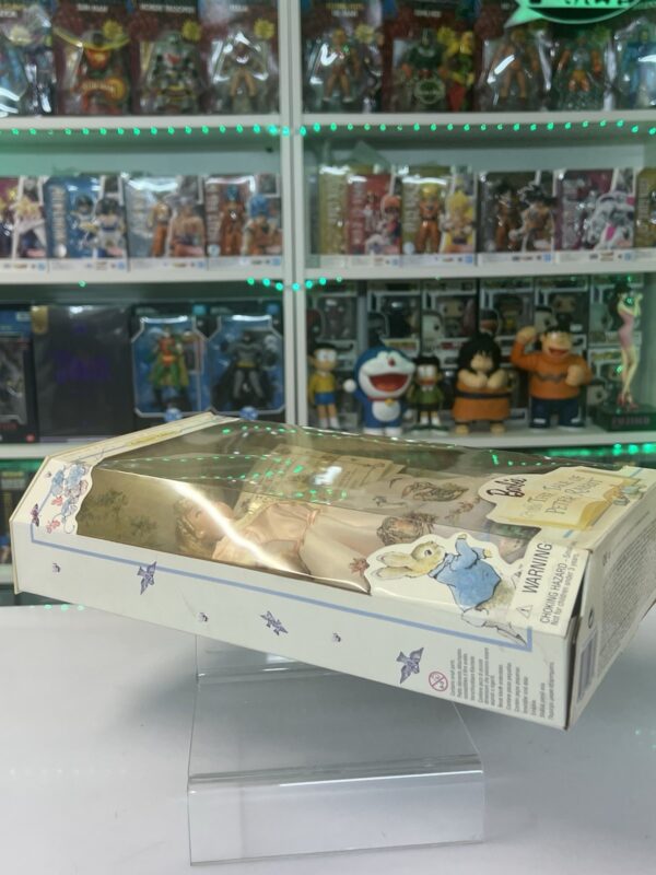 Mattel Barbie - Collector Edition - Barbie The Tale of Peter Rabbit - immagine 9