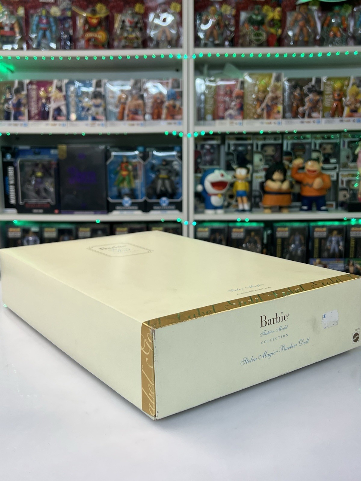 Mattel Barbie - Fashion Model Collection - Silkstone Stolen Magic FMC - immagine 6