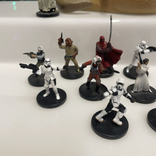 Star Wars Deluxe Figurine Playset Disney Store + Boardgame LOT - immagine 3