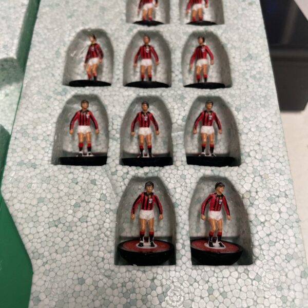 Subbuteo 63000 Team Ref. 57 MILAN 1987 / 88 Campione d'Italia - immagine 6