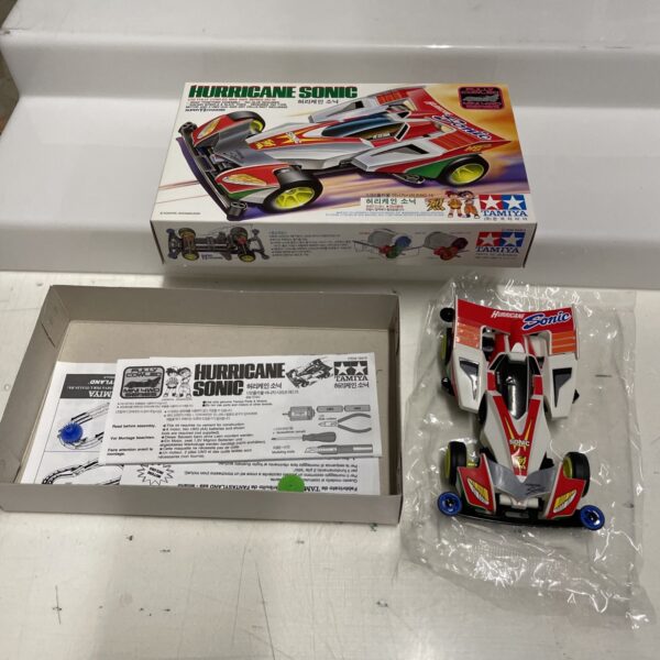 TAMIYA Mini 4wd - HURRICANE SONIC -  1/32   Model Kit - immagine 4