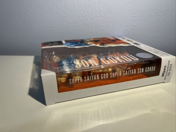 bandai sh figuarts Dragon Ball Super Saiyan God Son Gokou - immagine 3