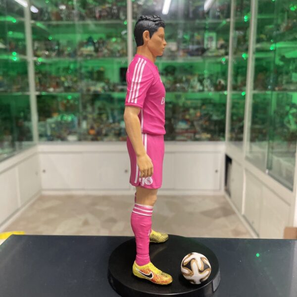 Cristiano Ronaldo CR7 -Real Madrid - Football Star - Official - Pink 20cm - immagine 5