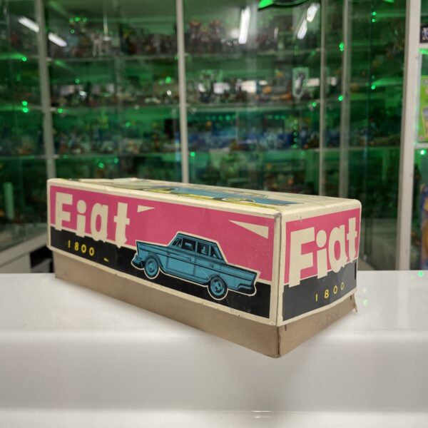 DAIYA - FIAT 1800 Friction - Tin Toys Vintage made in Japan - immagine 3