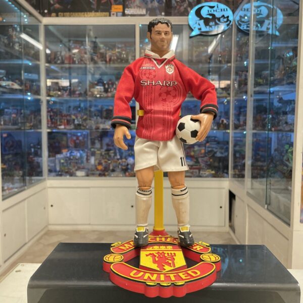 HASBRO David Beckham Manchester United Hero Treble Figure 28 cm Doll