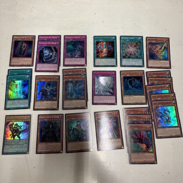 Konami Yu-Gi-Oh! Lotto misto con 54 carte foil - immagine 3