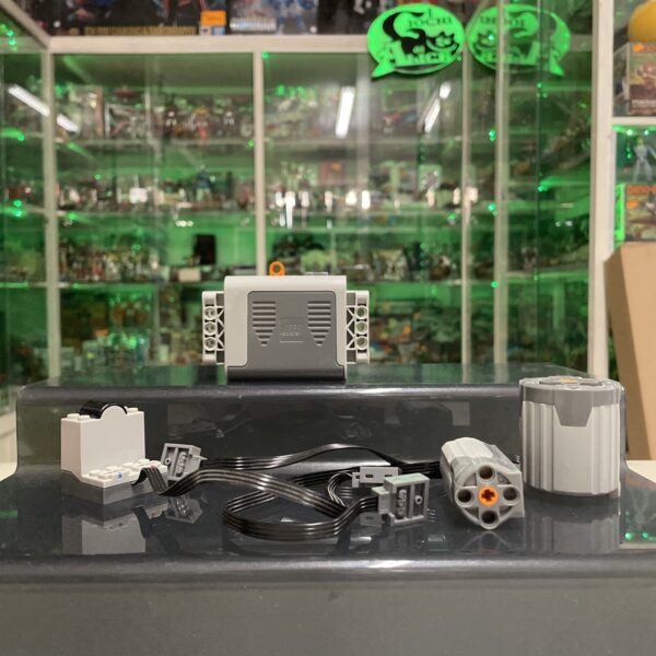 LEGO POWER FUNCTION TECHNIC ELECTRIC MOTOR 12v 9v BATTERY