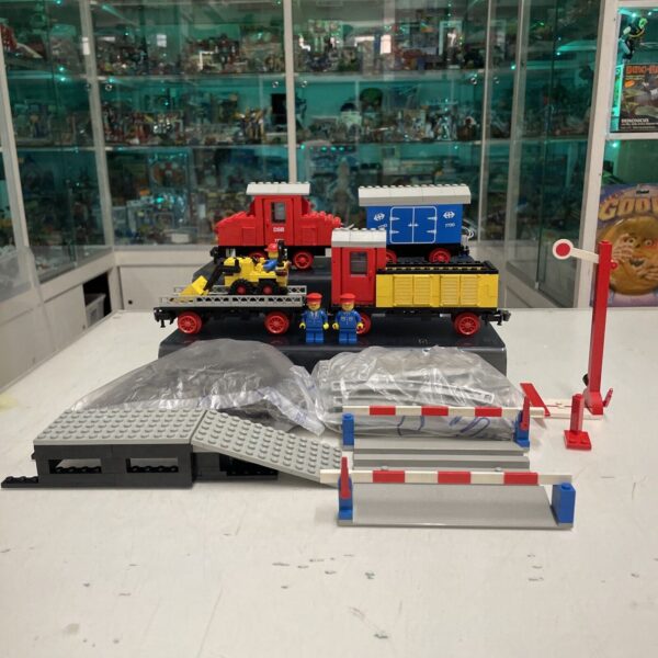 LEGO Train Treno - 7720 - Diesel Freight Train - Battery 4,5 V  1980
