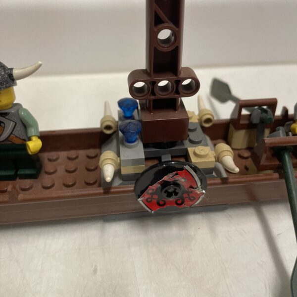 LEGO Vikings -  7016 Viking Boat Against the Wyvern Dragon - immagine 5