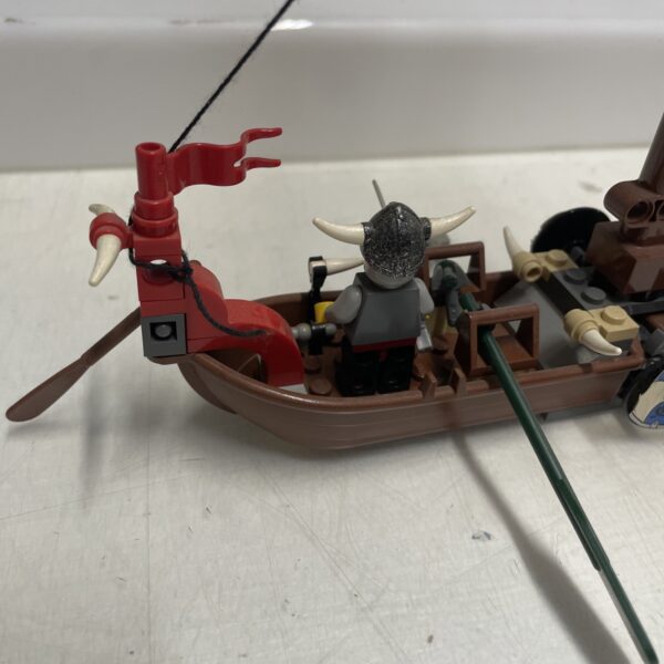 LEGO Vikings -  7016 Viking Boat Against the Wyvern Dragon - immagine 7
