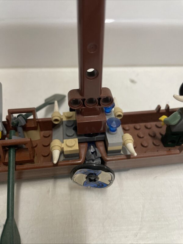 LEGO Vikings -  7016 Viking Boat Against the Wyvern Dragon - immagine 8