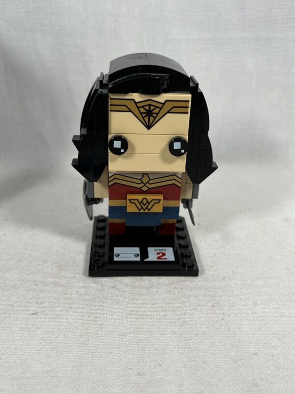 Lego serie Brick Headz DC Wonder Woman S2 22 set 41599 - immagine 6