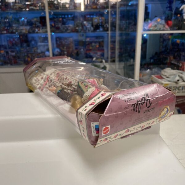 MATTEL - BARBIE - Austriaca 20° anniversario da Collezione - immagine 4