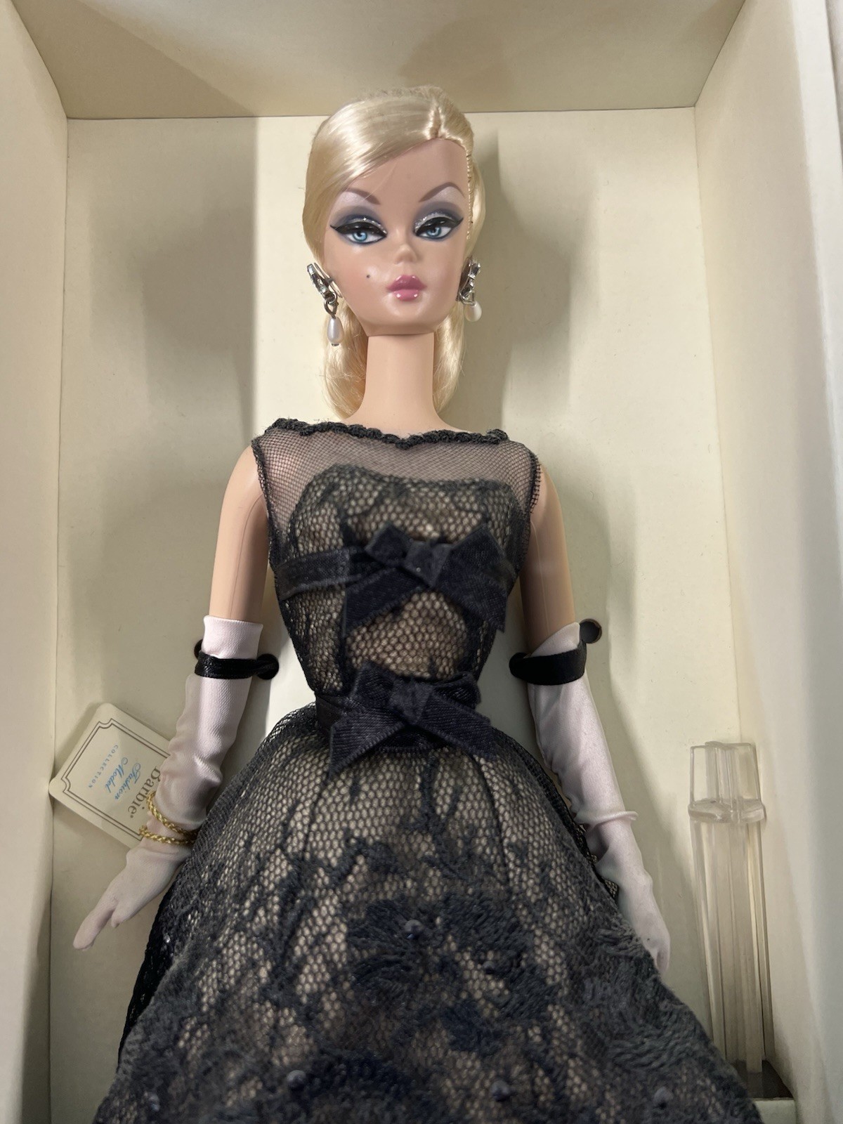 Mattel Barbie - Fashion Model Collection - Silkstone Cocktail Dress FMC - immagine 10