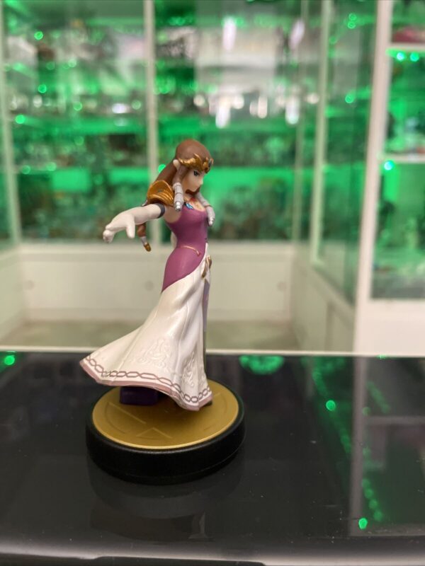 NINTENDO Amibo n.13  ZELDA - Super Smash Bross -  WIIU Switch 3DS - immagine 5