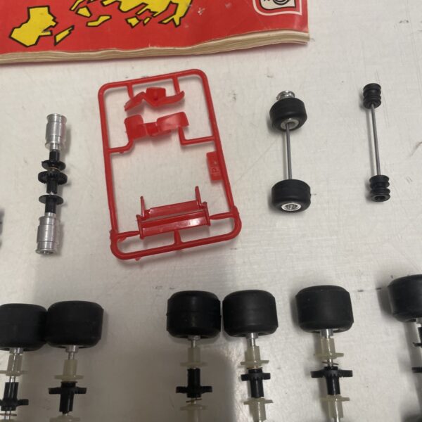 POLISTIL POLICAR EVOLUTION - Ricambi Nuovi - SLOT CAR PISTA ELETTRICA 1/32 - immagine 6
